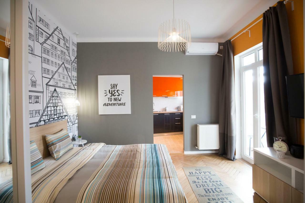 Up Apartment Bucharest